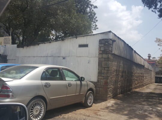 1000 sqm building for sale