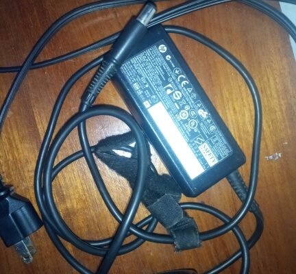 HP original charger