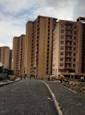 የሚሸጥ 40/60 ኮንዶሚኒየም