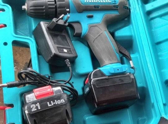 በቻርጅ የሚሰራ ድሪል