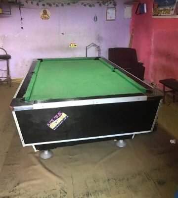 የሚሽጥ pool A.A በስራ ላይ የነበር ሰርተዉ የሚያተርፉበት ጥሩ pool