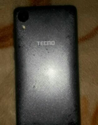 Tecno w2