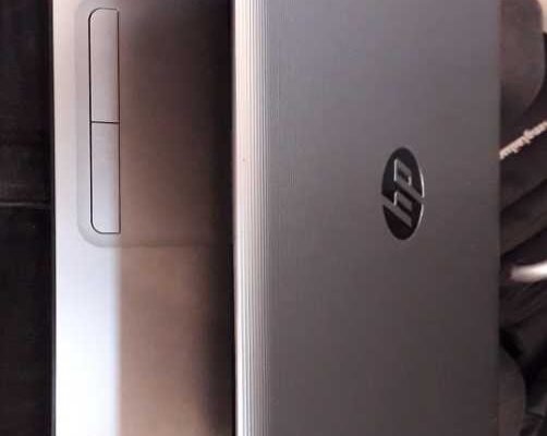 Almost new Hp notebook core i7 7th gen Laptop