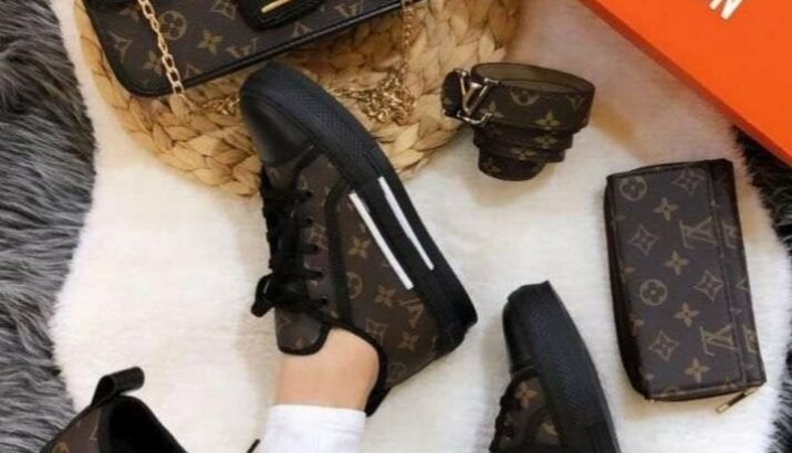 Original louis viuttion set of bag , shoes and bel
