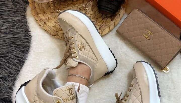 Original louis viuttion set of bag , shoes and bel