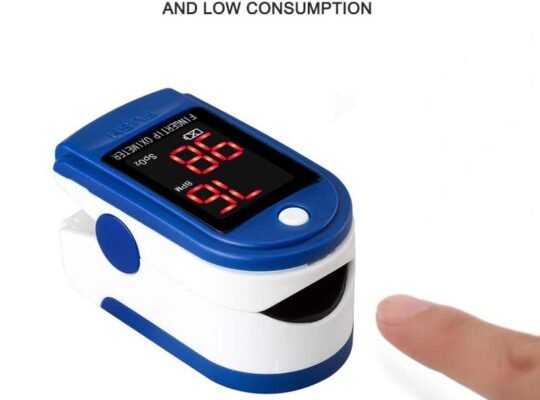 FINGER TIP PULSE OXIMETER