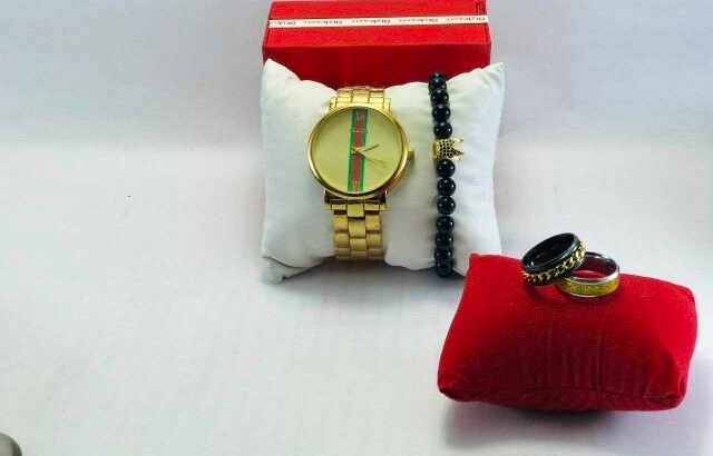 Gucci watch with free bracelet