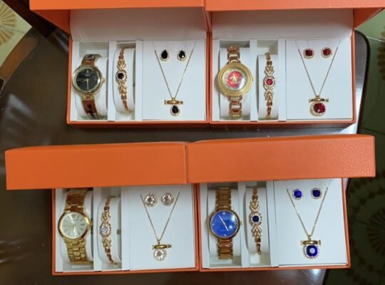 Brand watch ( 5 in 1 )