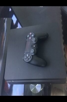 Playstation 4 Slim