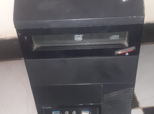 Lenovo thinkcenter computer