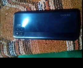 oppo a93
 ROM 128
 ram  8
 📸 48mp
 front 16
 octa core..  price. 13000