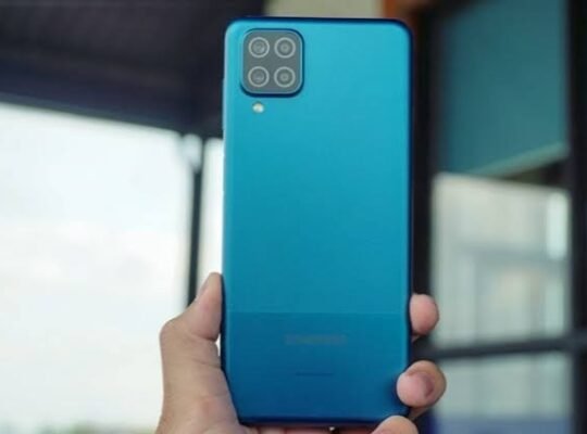 Samsung Galaxy M12 (64 GB /4GB RAM)