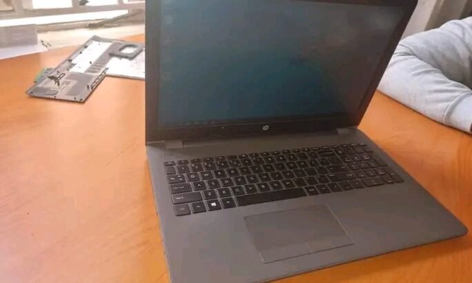 Hp note book laptop