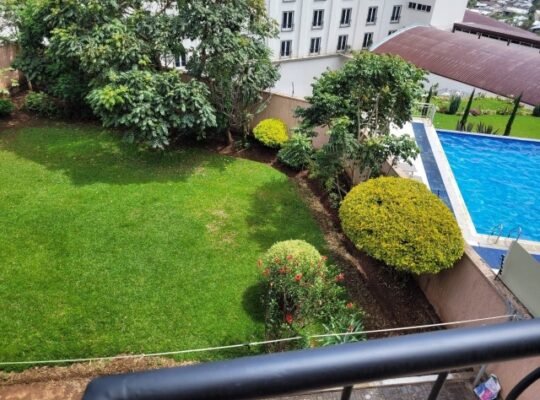 1000m2 B+G+1 for rent